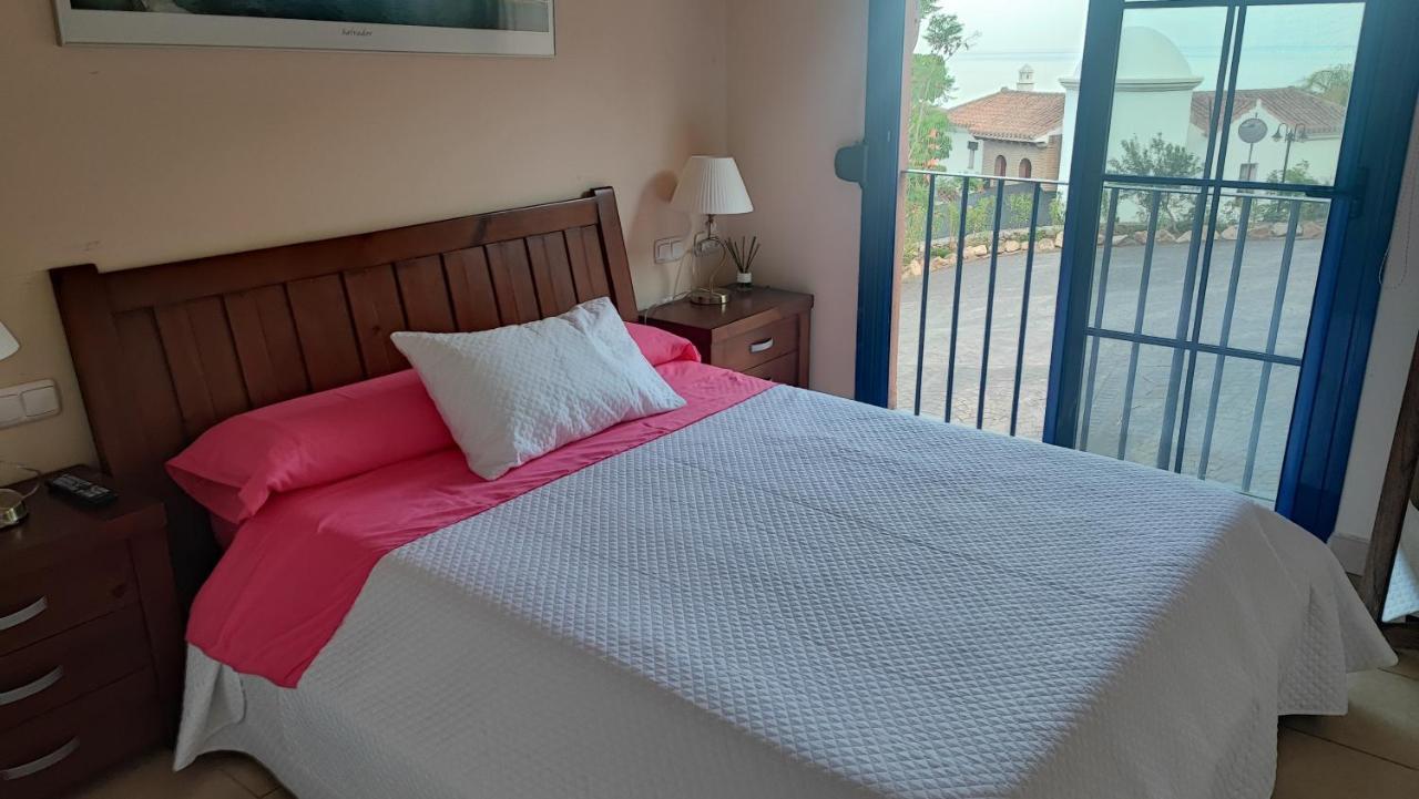 Vista Bahia Con Piscinas, Parking Y Terraza Appartement La Herradura  Buitenkant foto
